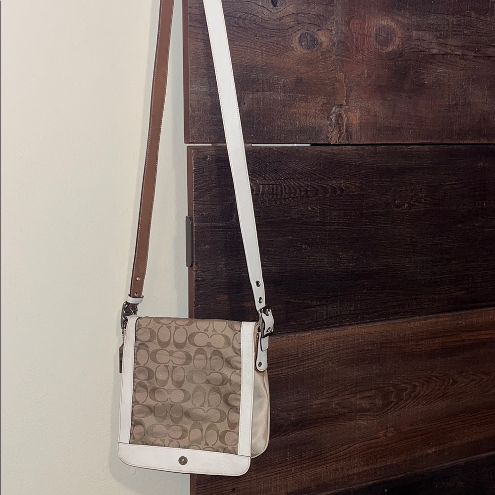 Coach Khaki beige &White cream Signature Canvas , leather & nylon Crossbody bag